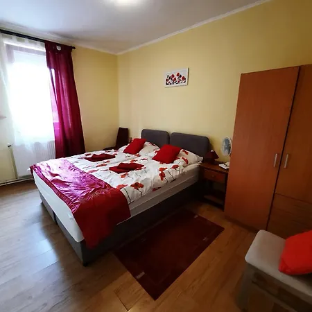 Kis Rigo Vendeghaz Salgotarjan